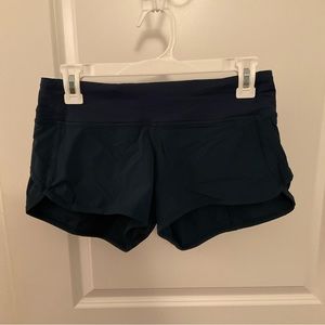 Lululemon 2.5” Navy Speed Up Short